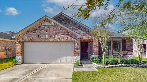2607 Patricia Xing, Rosenberg, TX 77471