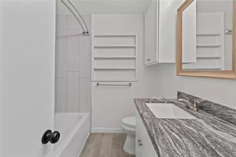 Bath - 2811 Morningside Ln, Pasadena, TX 77506 photo 2 of 2
