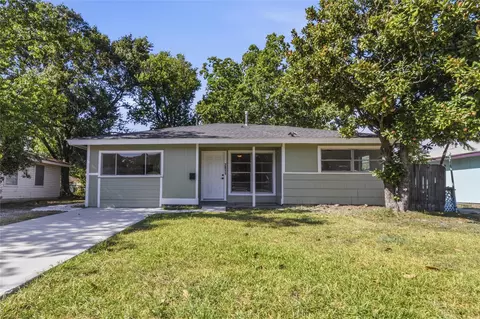 Exterior - 2811 Morningside Ln, Pasadena, TX 77506 photo 3 of 5