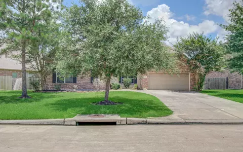 24955 Parsons Mill Dr, Porter, TX 77365