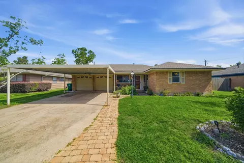 5506 Cheshire Ln, Houston, TX 77092