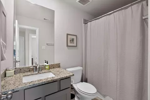 Bath - 206 Moon Dance Ct, Conroe, TX 77304 photo 2 of 4