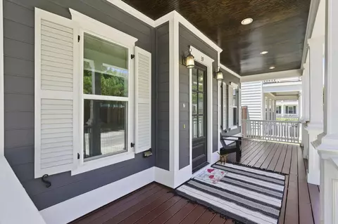 Exterior - 39 Buddy Cox Ln, Spring, TX 77389 photo 2 of 7