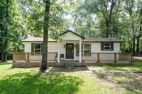 168 Bush St, Livingston, TX 77351