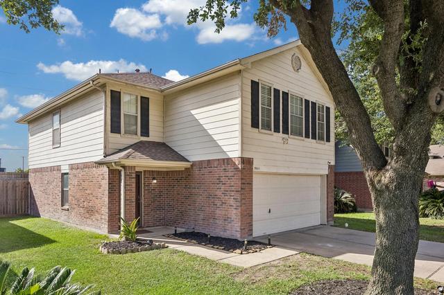 9611 Berridge House Ct, Houston, TX 77086