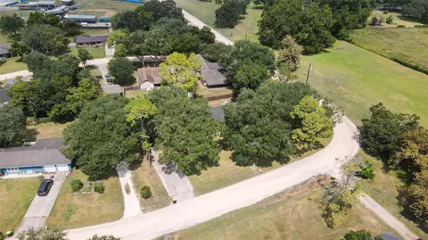 View/Area - 321 Circle Dr, Wharton, TX 77488 photo 3 of 5