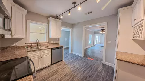 Entry Way - 321 Circle Dr, Wharton, TX 77488 photo 2 of 2
