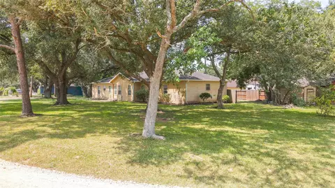 Other - 321 Circle Dr, Wharton, TX 77488 photo 8 of 14