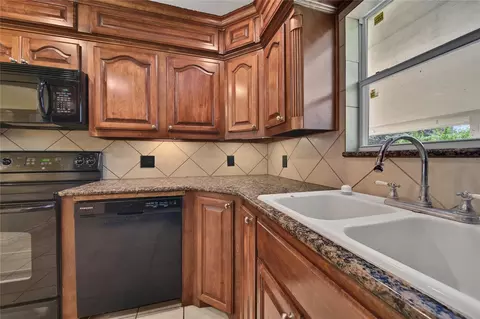 Kitchen - 202 Hammond Loop, Sweeny, TX 77480 photo 2 of 4