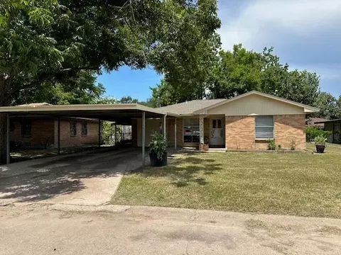 122 W Wellington St, Houston, TX 77076