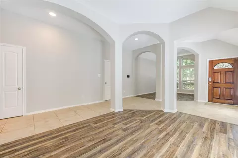 Entry Way - 27407 Gatlin Ln, Spring, TX 77386 photo 4 of 4