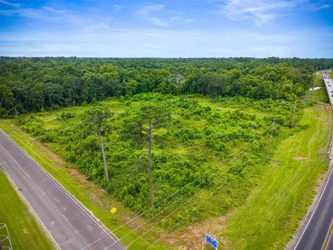 285 Fm 2090 Rd, Cleveland, TX 77327