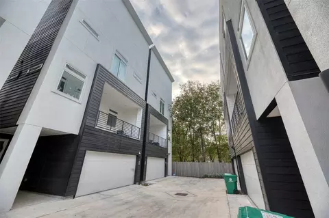 507 Schweikhardt St, Houston, TX 77020