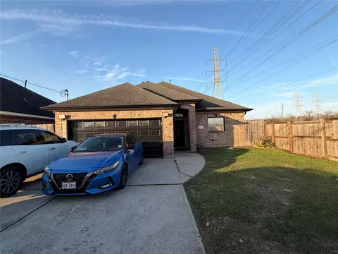 1005 9th St E, Galena Park, TX 77547