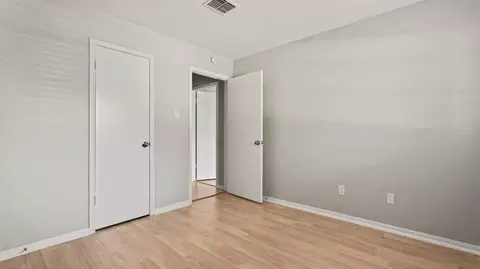 Bedroom - 23210 Earlmist Dr, Spring, TX 77373 photo 4 of 5