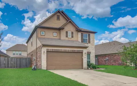 5011 Forest Moss Ct, Houston, TX 77084