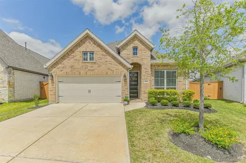 8755 Blue Coral Ln, Cypress, TX 77433