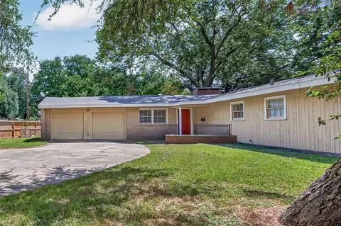 1230 Kirsten St, La Marque, TX 77568