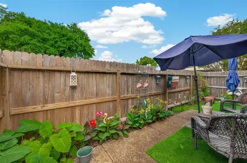 4649 Wild Indigo St #336, Houston, TX 77027