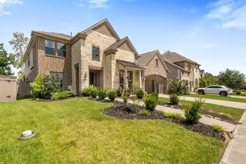 8915 Forest Side Dr, Missouri City, TX 77459