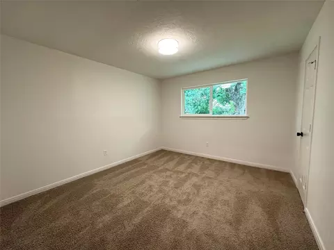 Bedroom - 29310 Loddington St, Spring, TX 77386 photo 2 of 4