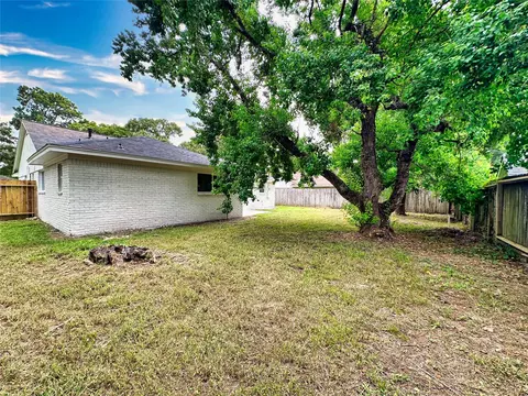 Exterior - 29310 Loddington St, Spring, TX 77386 photo 4 of 4