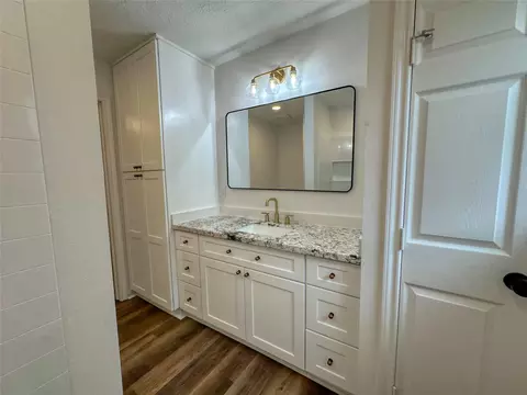 Bath - 29310 Loddington St, Spring, TX 77386 photo 1 of 5