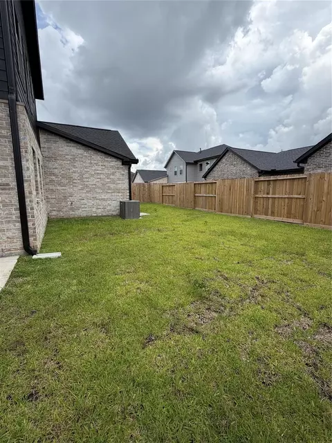 Exterior - 2619 Piemonte Ave, Spring, TX 77388 photo 7 of 7