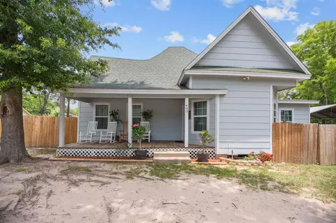 403 E Howe Ave, Lufkin, TX 75901 photo 1