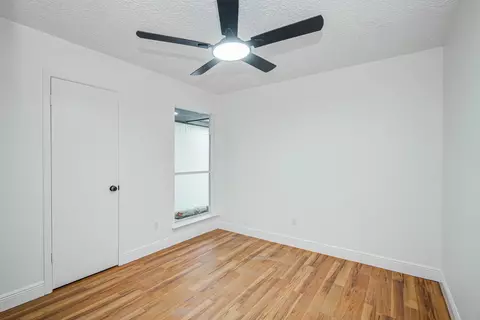 Bedroom - 24127 Spring Towne Dr, Spring, TX 77373 photo 5 of 7
