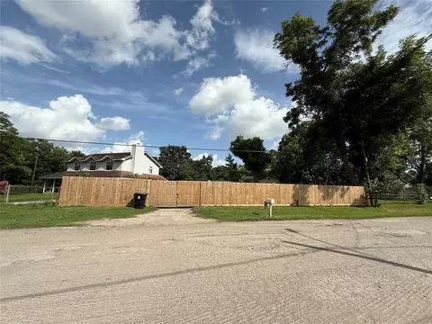4302 Banner Dr, Houston, TX 77013