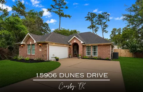 15906 Dunes Dr, Crosby, TX 77532