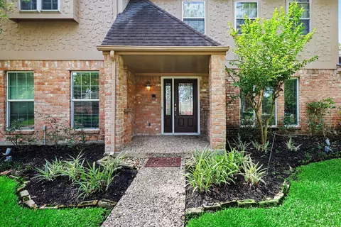Exterior - 6711 Campden Dr, Spring, TX 77379 photo 4 of 5