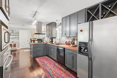 Kitchen - 6711 Campden Dr, Spring, TX 77379 photo 1 of 3
