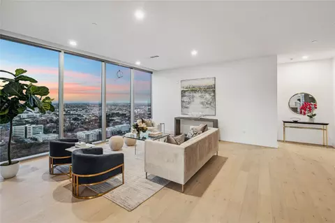1711 Allen Pkwy #2301, Houston, TX 77019
