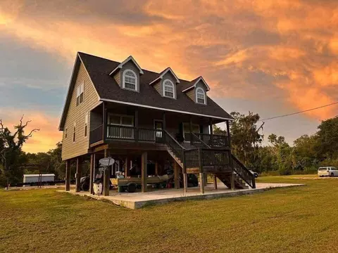 3992 County Road 244, Brazoria, TX 77422