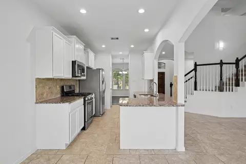 Entry Way - 22410 Ebbets Field Dr, Spring, TX 77389 photo 5 of 9