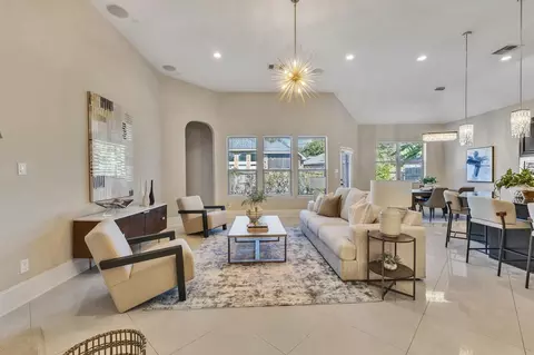 4618 Morning Cloud Ln, Sugar Land, TX 77479