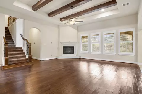 Living - 6515 Fraser Point Ct, Spring, TX 77379 photo 3 of 8
