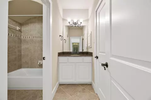 Entry Way - 6515 Fraser Point Ct, Spring, TX 77379 photo 3 of 6