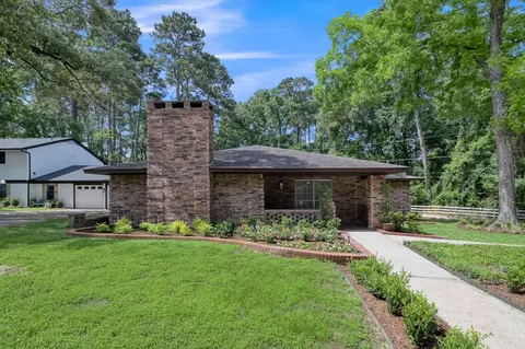 117 Broken Bough Ln, Conroe, TX 77304