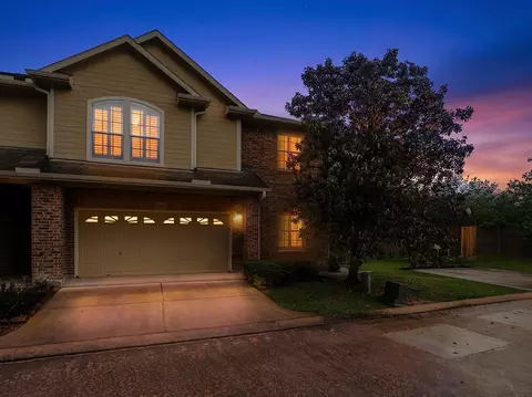 8904 Talton Oaks Dr, Houston, TX 77064