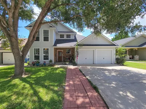 201 Chatham, Bellville, TX 77418