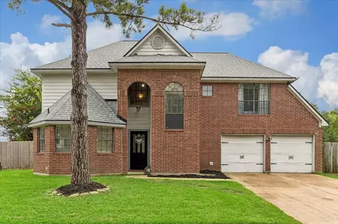 2230 Saint James Pl, Pearland, TX 77581