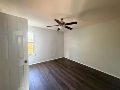 Bedroom - 316 Housefinch Loop, Leander, TX 78641 photo 4 of 6