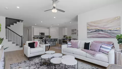 Living - 6702 Prairie Sky Dr, Rosenberg, TX 77471 photo 3 of 4