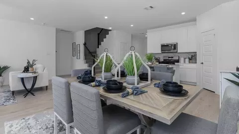 Dining - 6702 Prairie Sky Dr, Rosenberg, TX 77471 photo 3 of 3