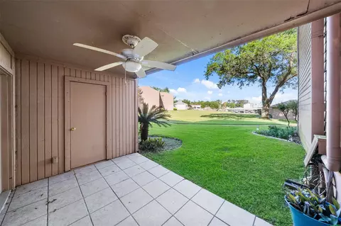 15575 Marina Dr #123A, Montgomery, TX 77356