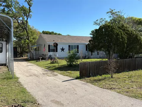 6700 W Tx-220-loop Loop W, La Grange, TX 78945