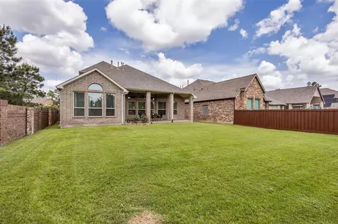 Exterior - 4060 Windsor Chase Dr, Spring, TX 77386 photo 8 of 9